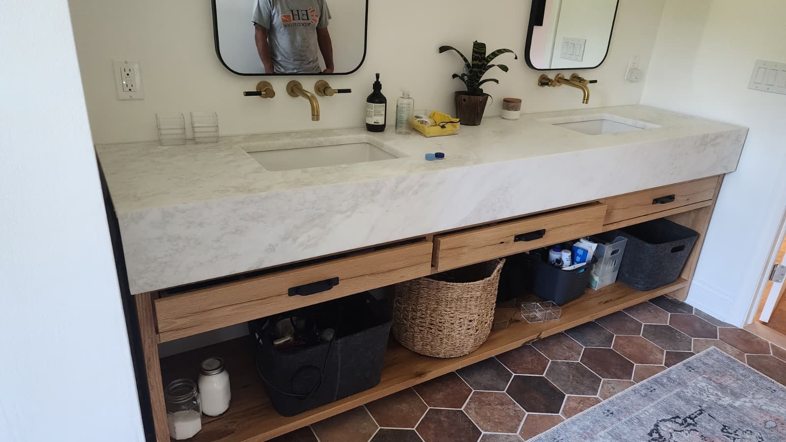 Bathroom remodeling project by Altamirano LLC