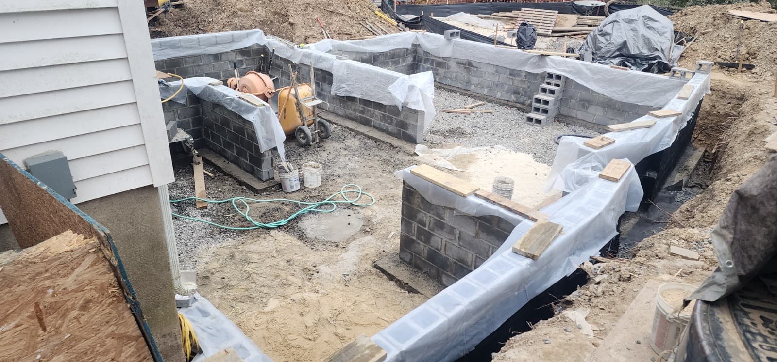 Exterior and hardscape project by Altamirano LLC