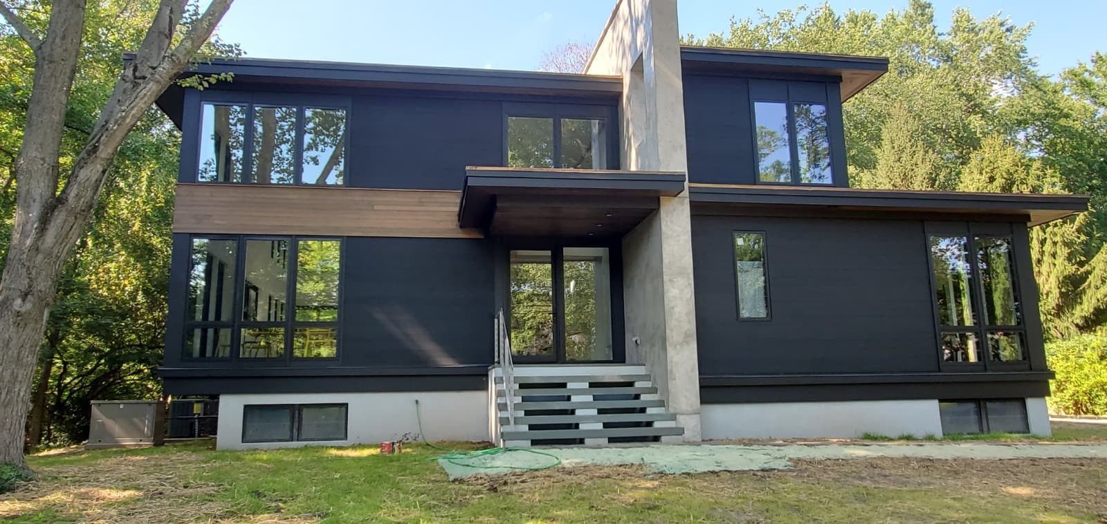 Custom home build and addition by Altamirano LLC